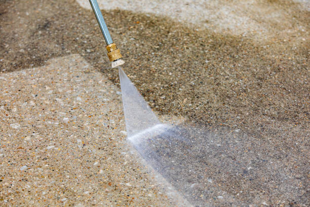 Best Driveway Pressure Washing  in Bellaire, OH