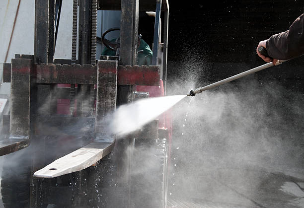 Best Dumpster Area Cleaning  in Bellaire, OH